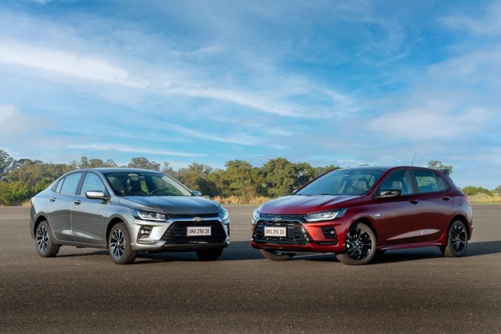 chevrolet onix hatch e plus 2026 (2)