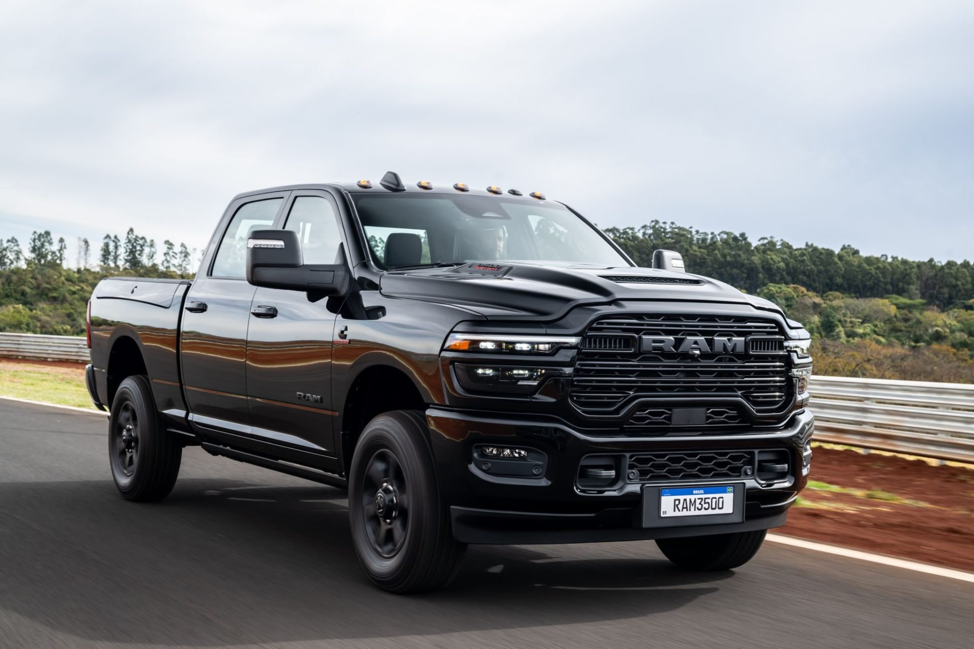 NovaRam3500LaramieNightEdition1