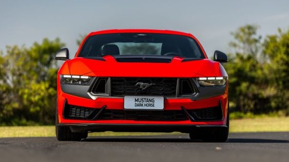 Mustang Dark Horse exterior (11)