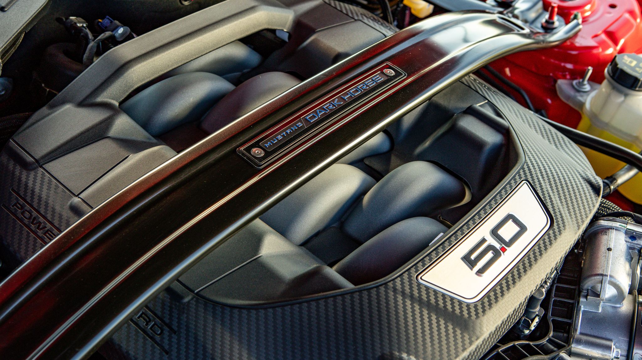 Mustang Dark Horse interior (10)