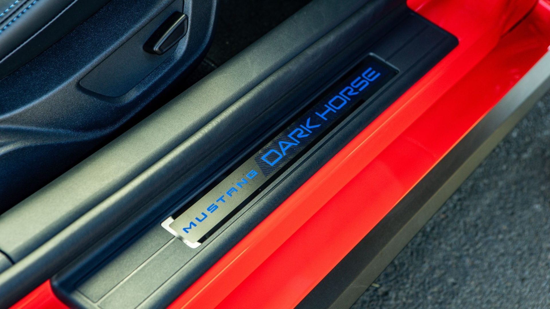 Mustang Dark Horse interior (14)