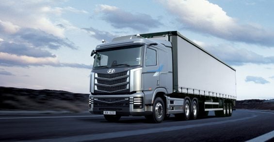 Hyundai Xcient 2025 (4)