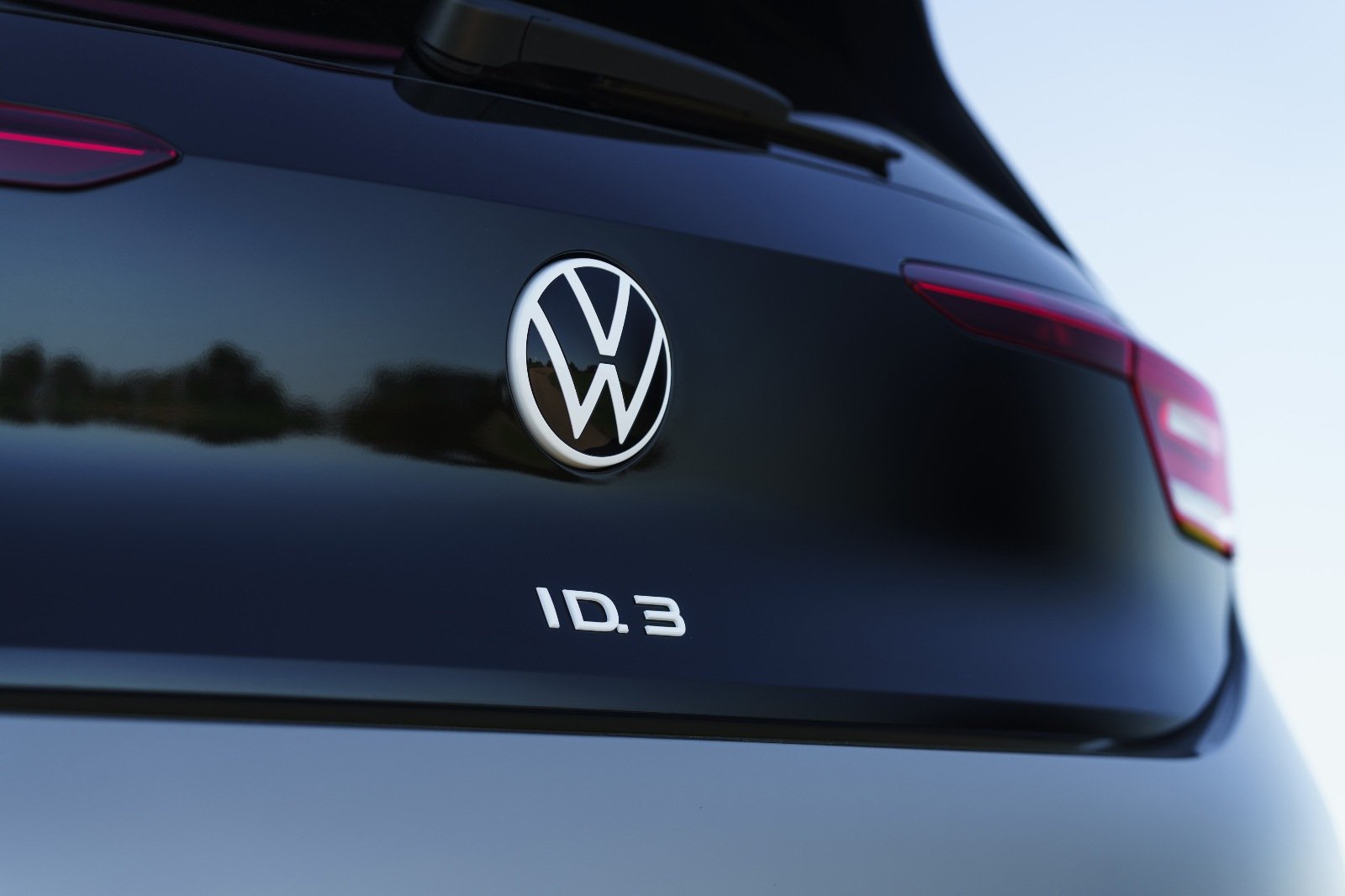 Volkswagen cobra assinatura para liberar potência no ID.3