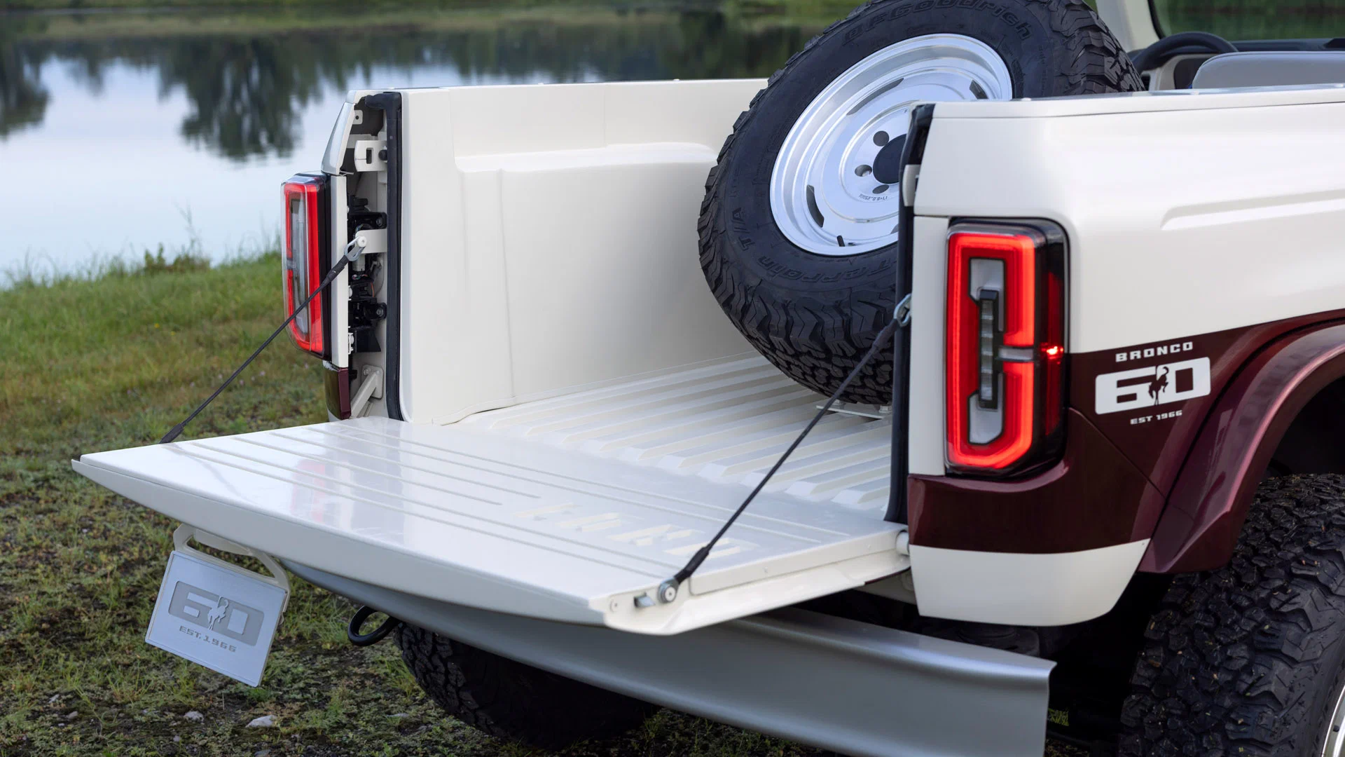 Ford Bronco 5