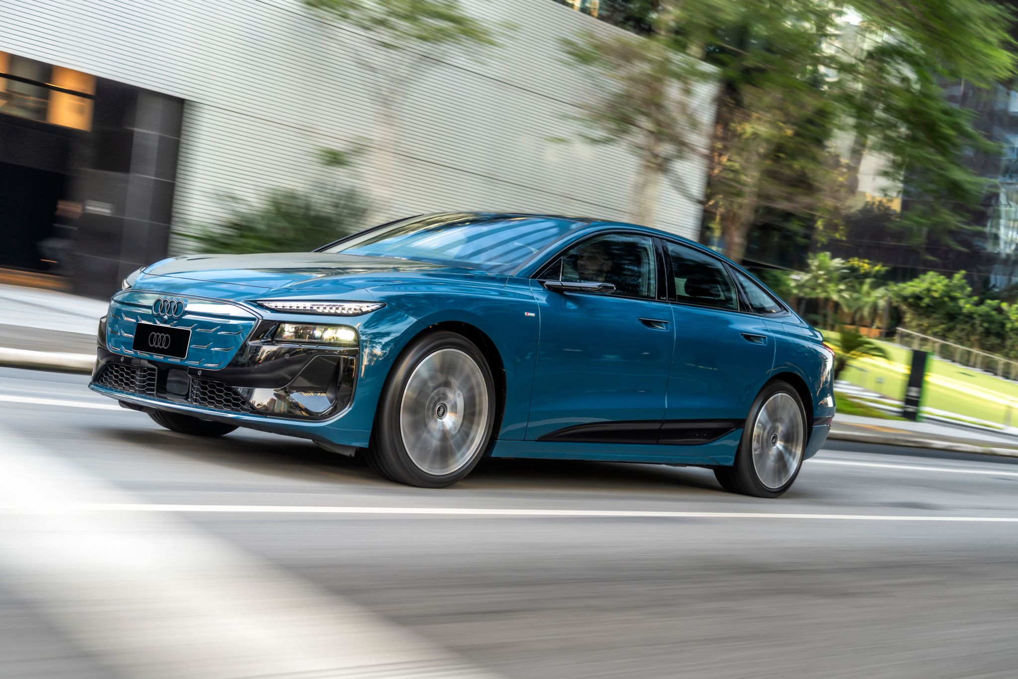Audi A6 Sportback e tron (2)
