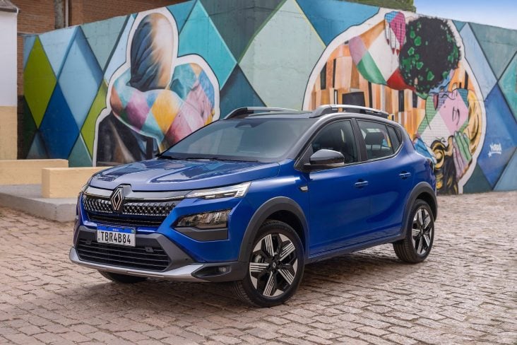 Renault Kardian 2026 Iconic azul Iron frente parado (7)