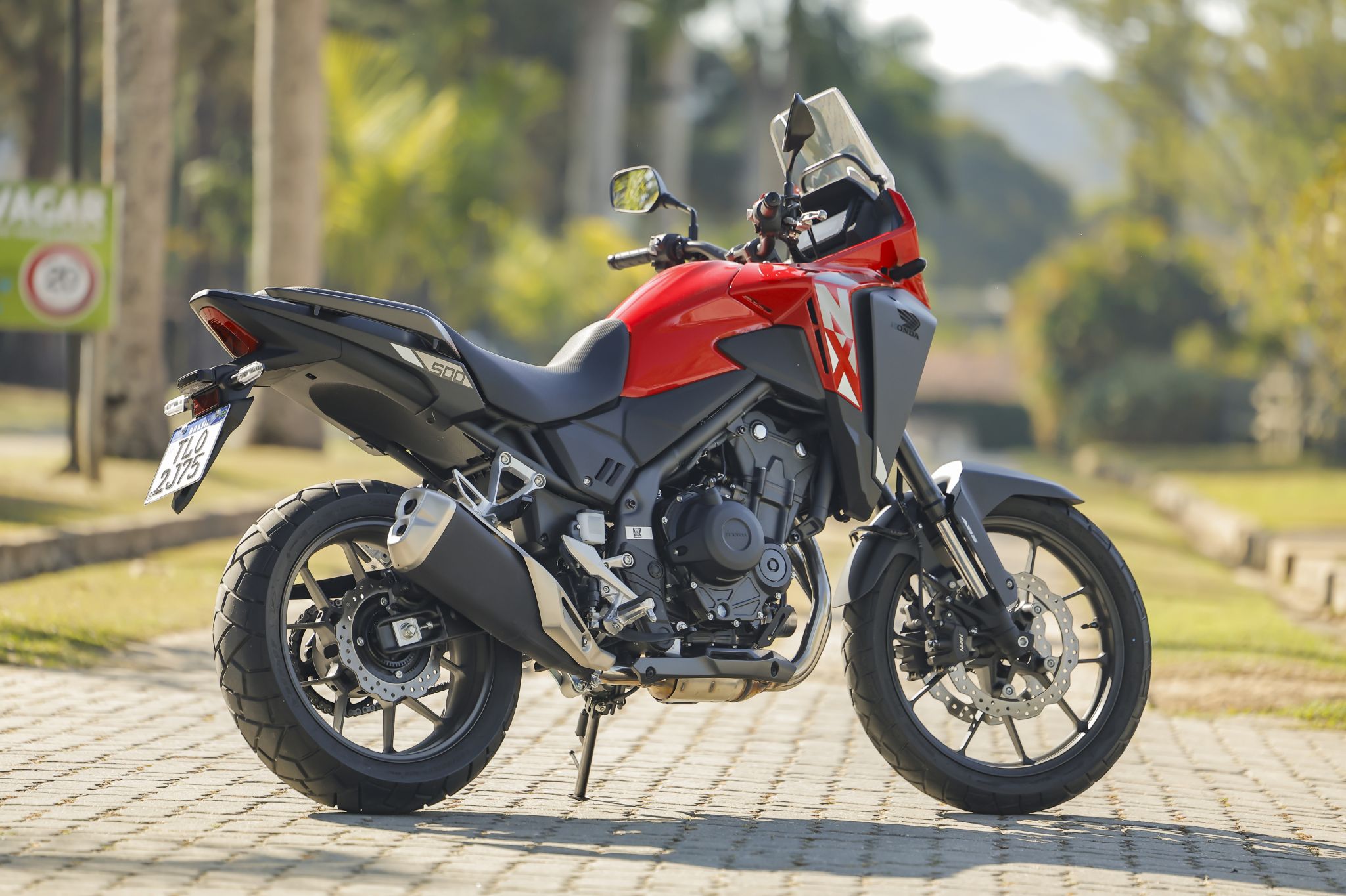 Honda NX 500 (4)