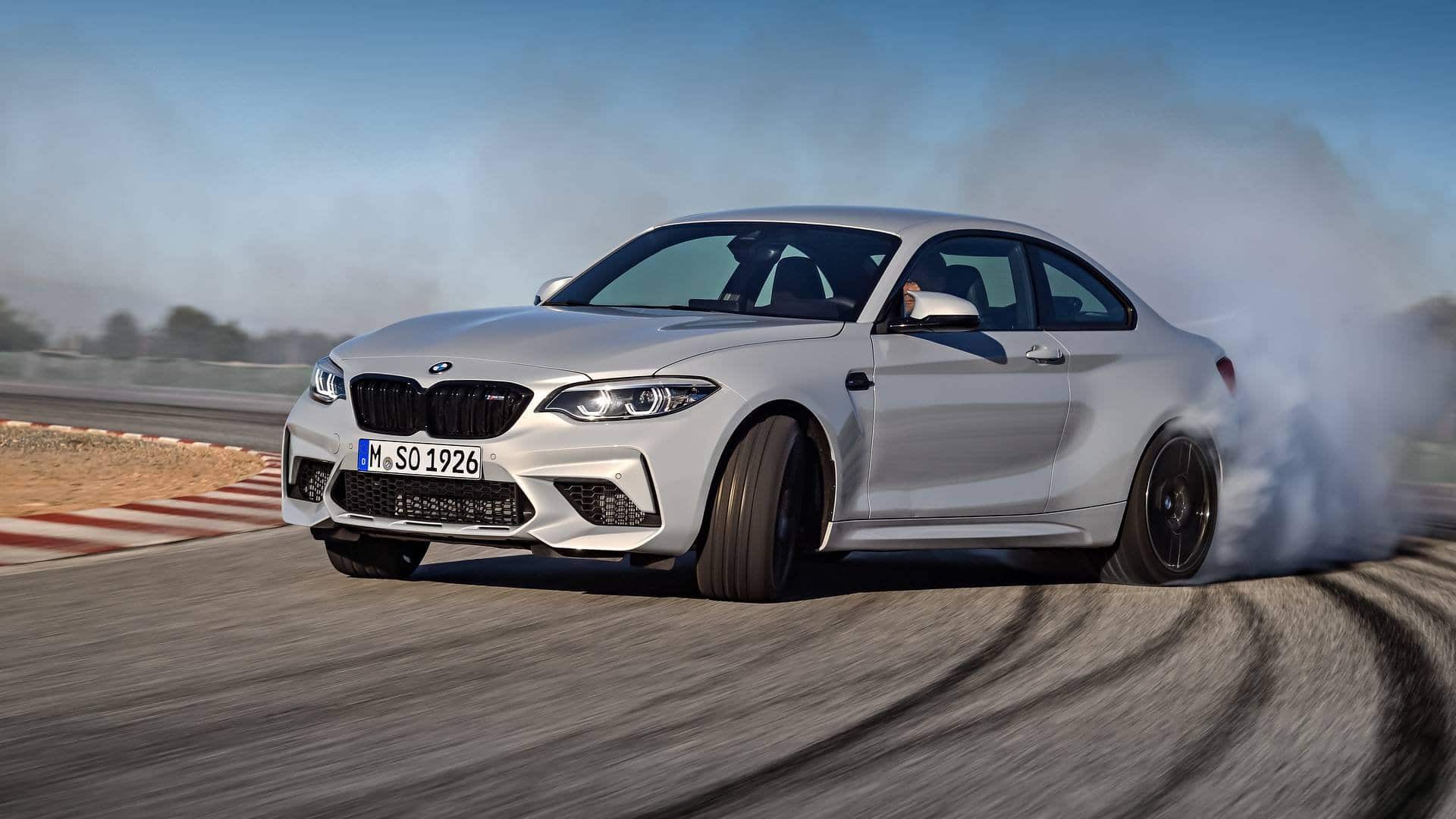 BMW estaria testando versão do M2 com tração integral