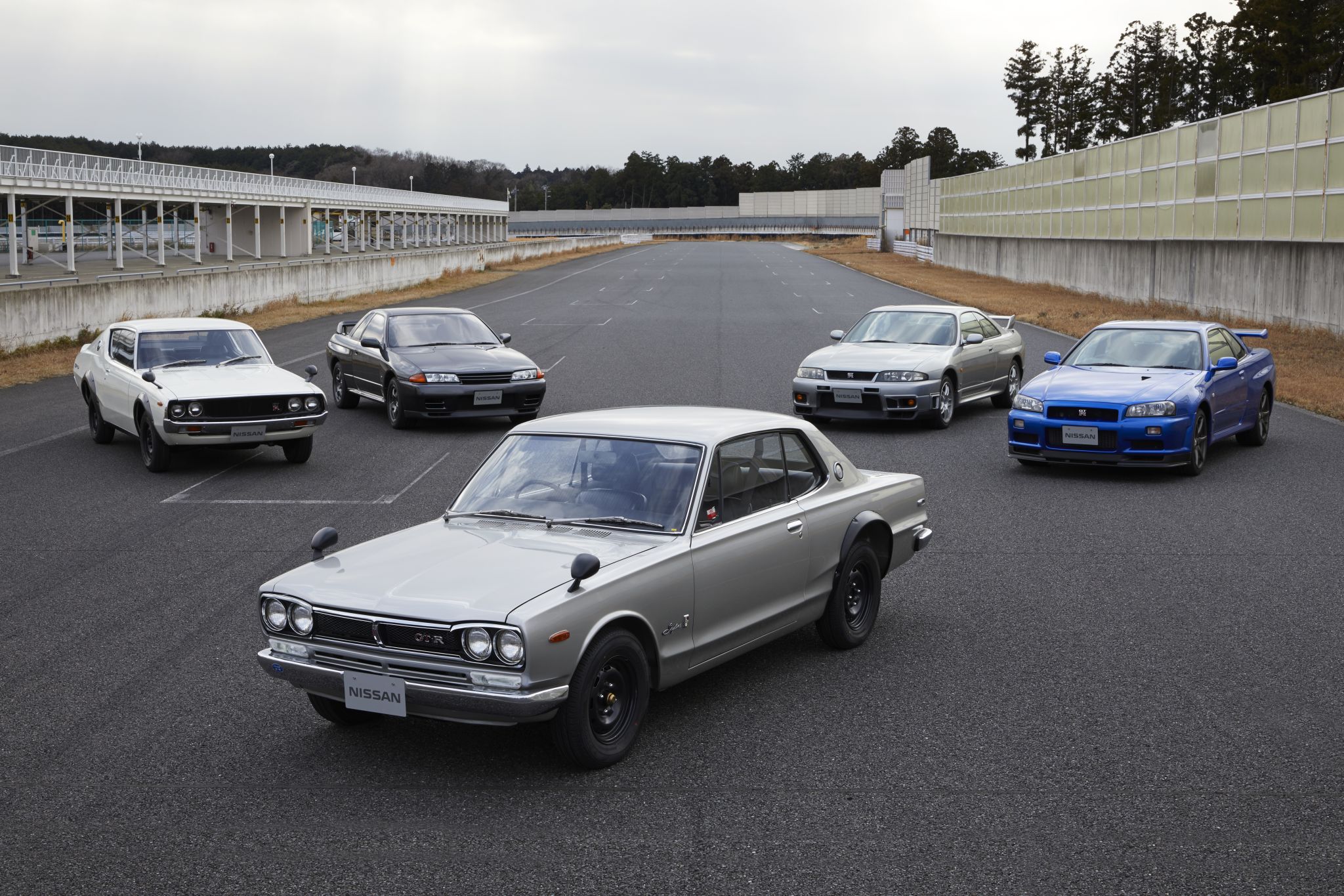 Fim do Nissan GT-R: conheça a história do Godzilla