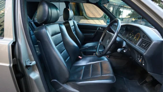 Mercedes 190 E de Ayrton Senna 6