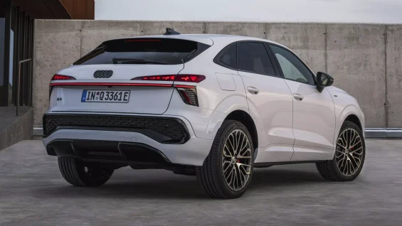 2026 Audi Q3 Sportback e Hybrid 9 copy