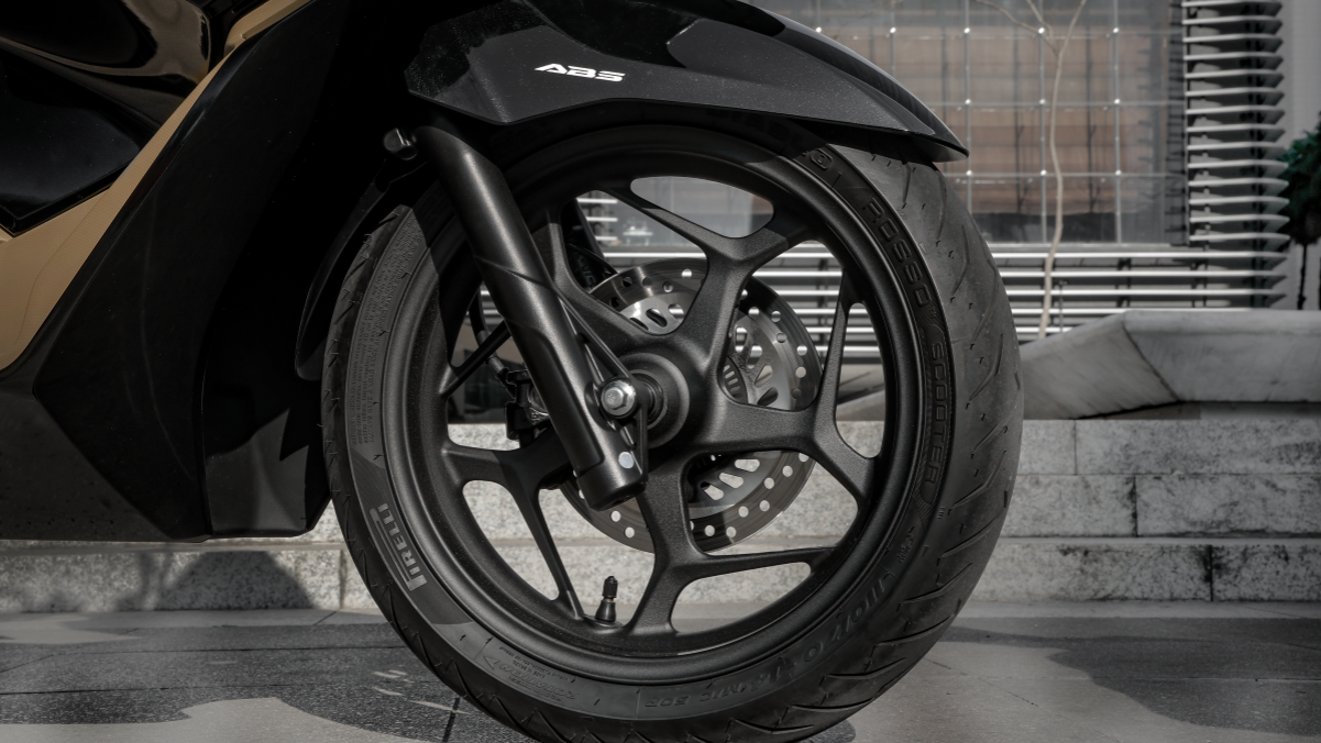 Honda PCX 160 DLX ABS 2026 (1)