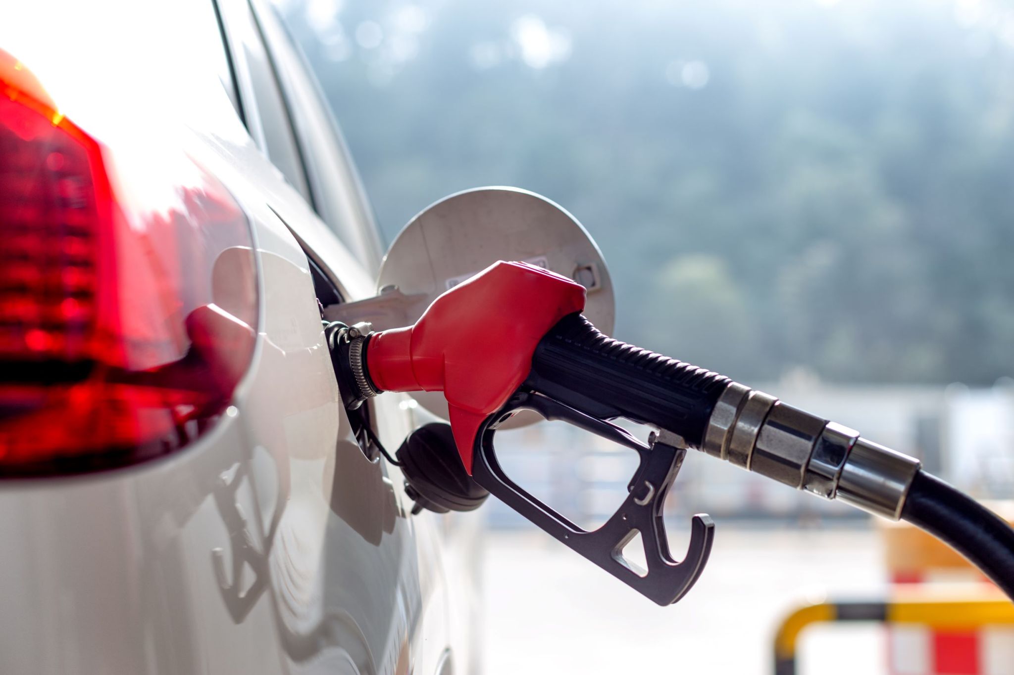 Consumidores orientais questionam qualidade dos carros a combustão fabricados em 2025