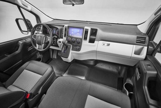 Toyota Hiace Minibus AT DX 15+1 interior painel