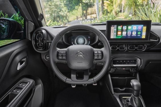 Citroën C3 XTR 2026 interior painel (2)