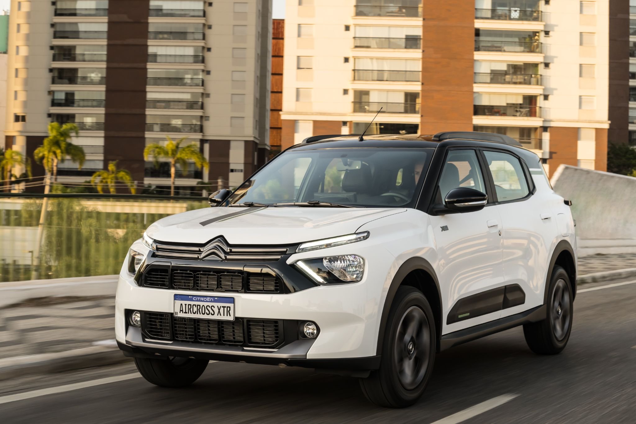 Citroën Aircross 2026 melhorou o suficiente para superar o Chevrolet Spin?