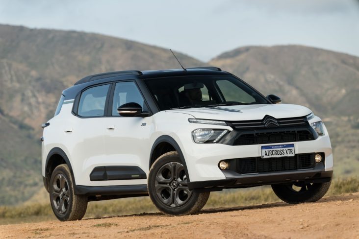 Citroën Aicross XTR 7 Turbo 200 Branco Banquise frente parado (3)