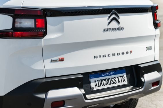 Citroën Aicross XTR 7 Turbo 200 Branco Banquise traseira tampa do porta malas