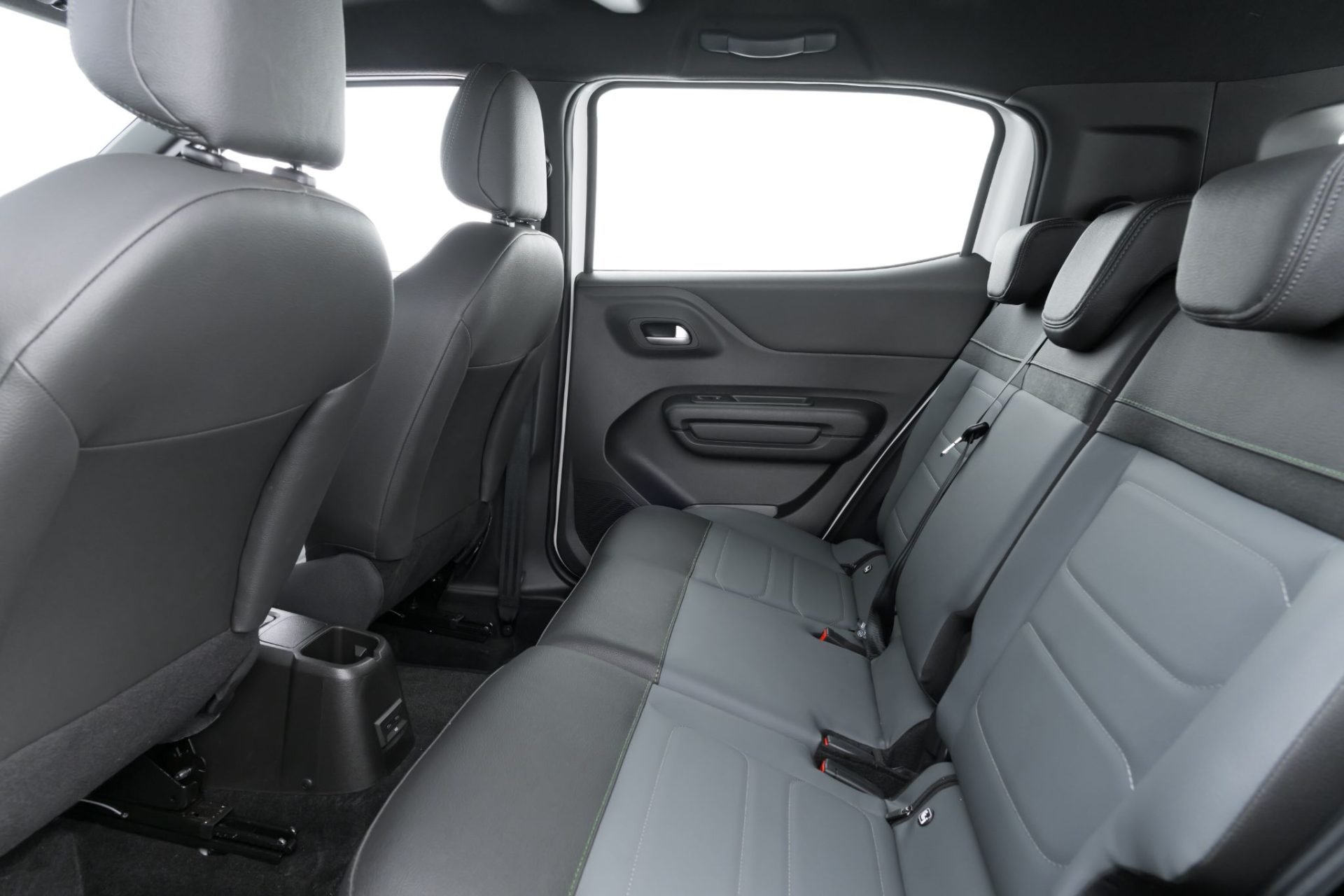 Citroën Aicross XTR 7 Turbo 200 Branco Interior banco traseiro