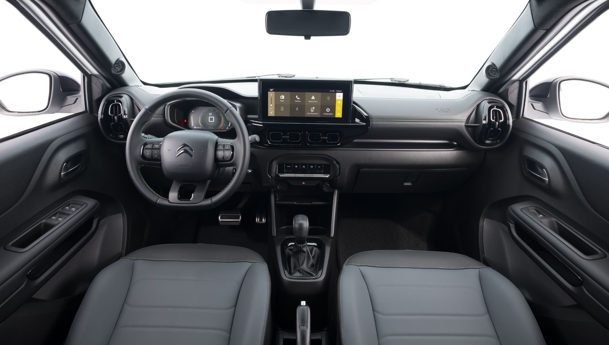 Citroën Aicross XTR 7 Turbo 200 Branco Interior painel Citroën Aicross XTR 7 Turbo 200 Branco Interior painel