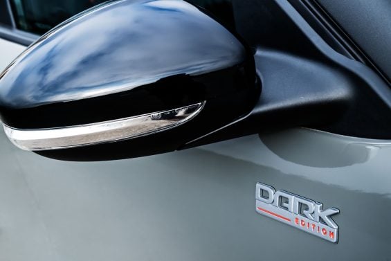 Citroën Basalt Dark Edition Turbo 200 2026 Cinza Sting retrovisor