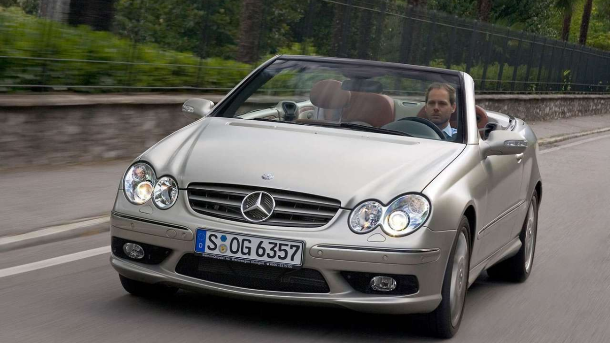 Mercedes Benz CLK Giorgio Armani Design Car (1)