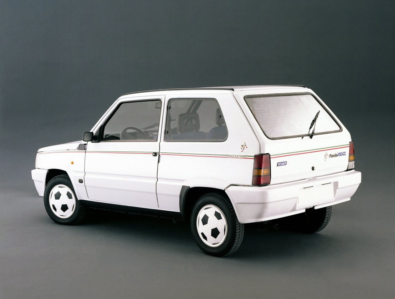fiat panda italia 90 branco traseira
