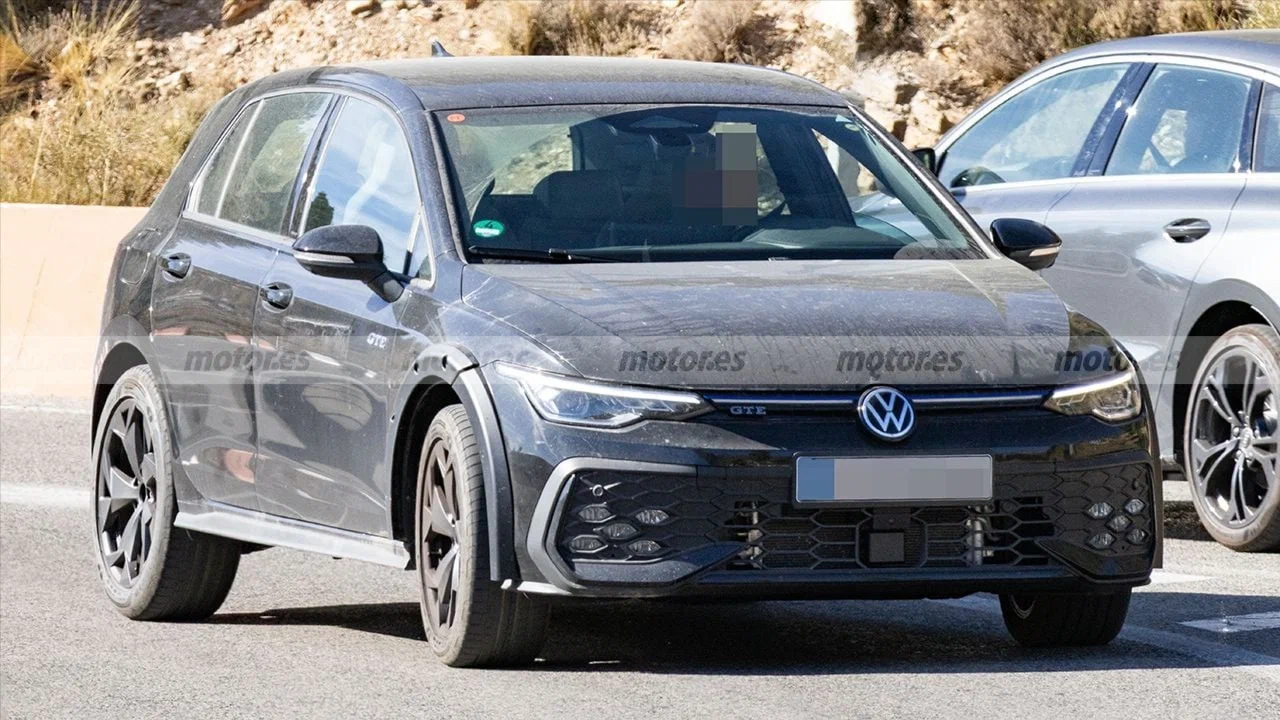 novo-vw-golf-4.webp