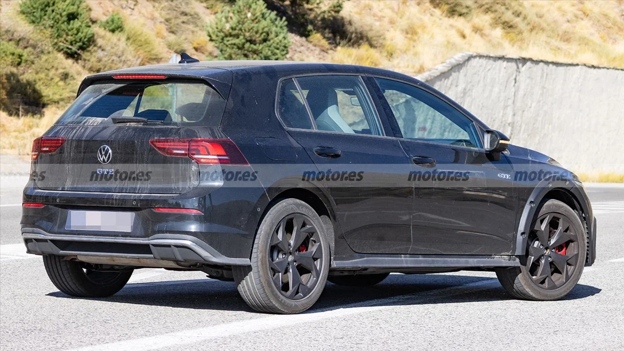 novo-vw-golf-2.webp