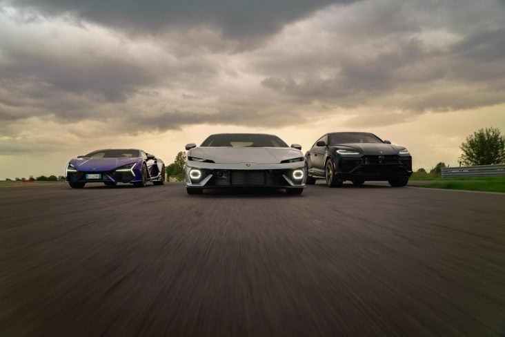Lamborghini Revuelto Urus e Temerario frente