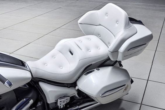 BMW R 18 do Papa Leão XIV (3)