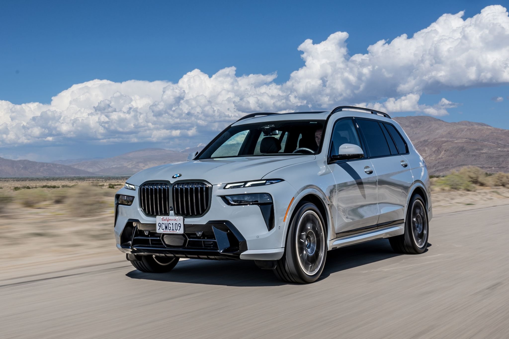 BMW X7 ganha versão de ‘entrada’ por menos de R$ 1 milhão