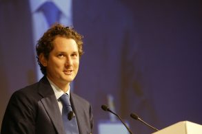 John Elkann ceo ferrari stellantis wikimedia