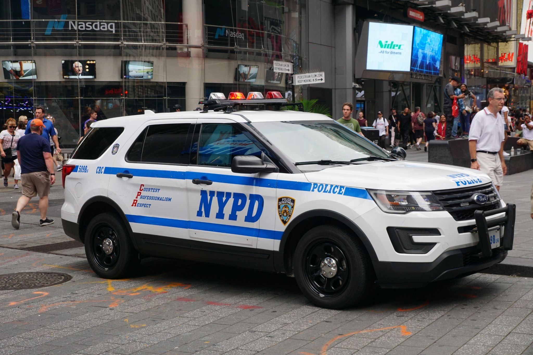 Investigação revela escândalos na polícia de Nova York