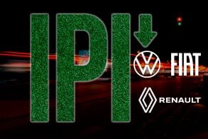 Baixa no preço dos carros 0km do Brasil devido as novas leis de sustentabilidade. Logos da Fiat, Renault e Volkswagen.