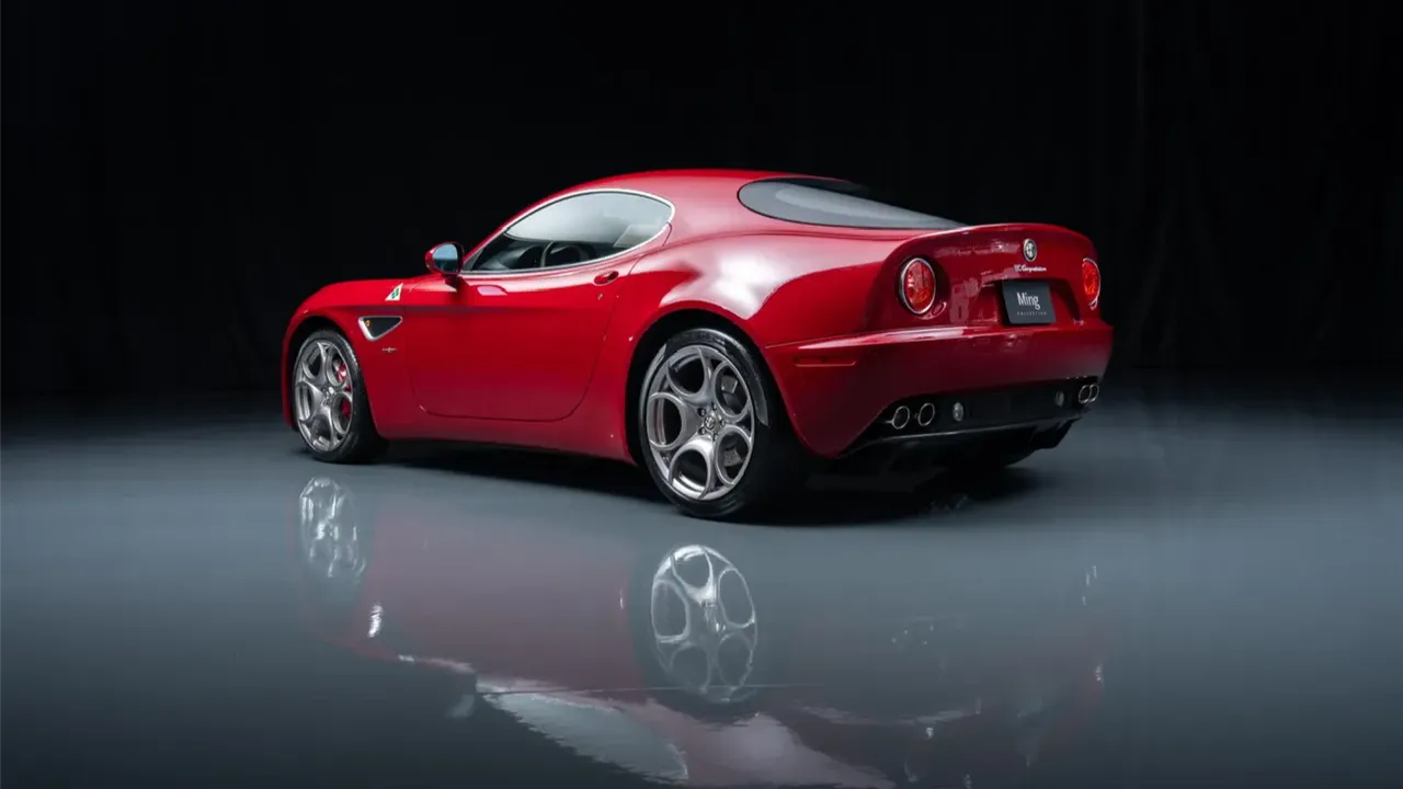 cupe-e-spider-8c-competizione-3.webp