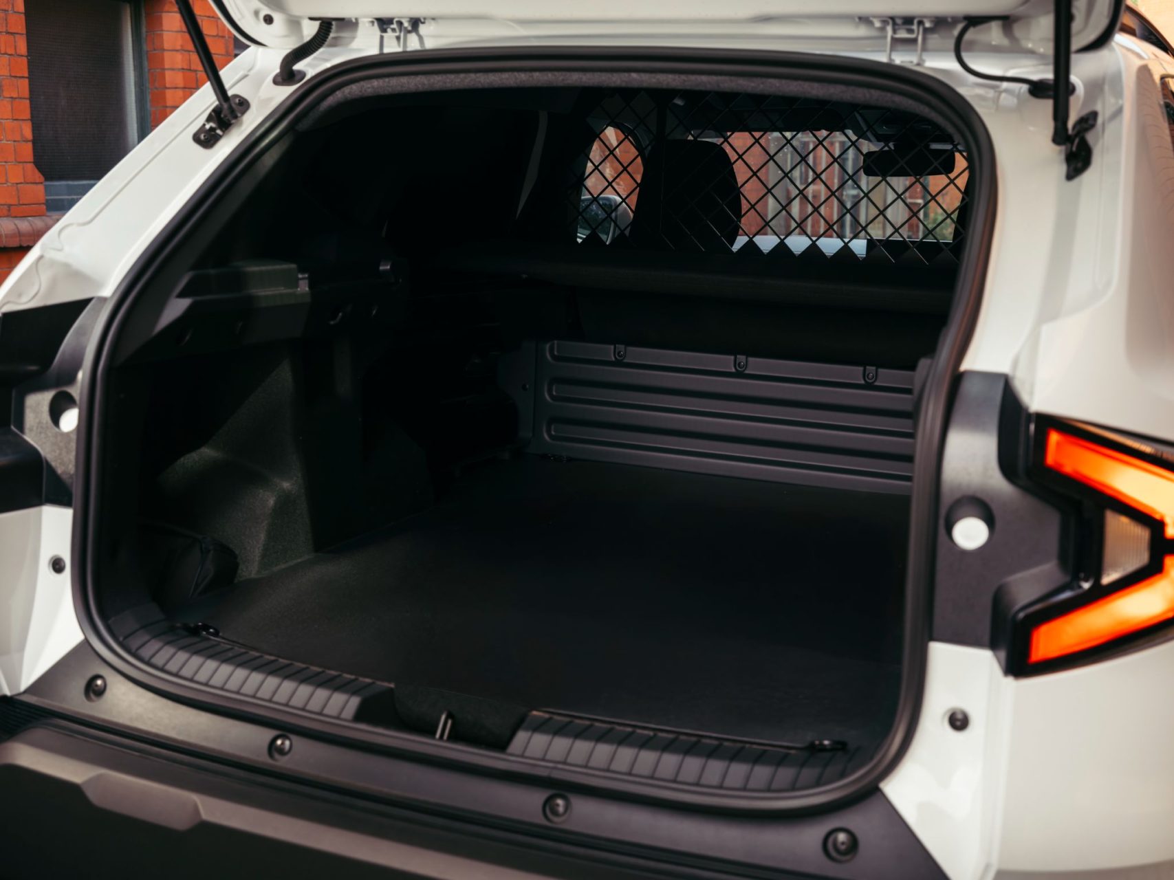 dacia duster cargo baú