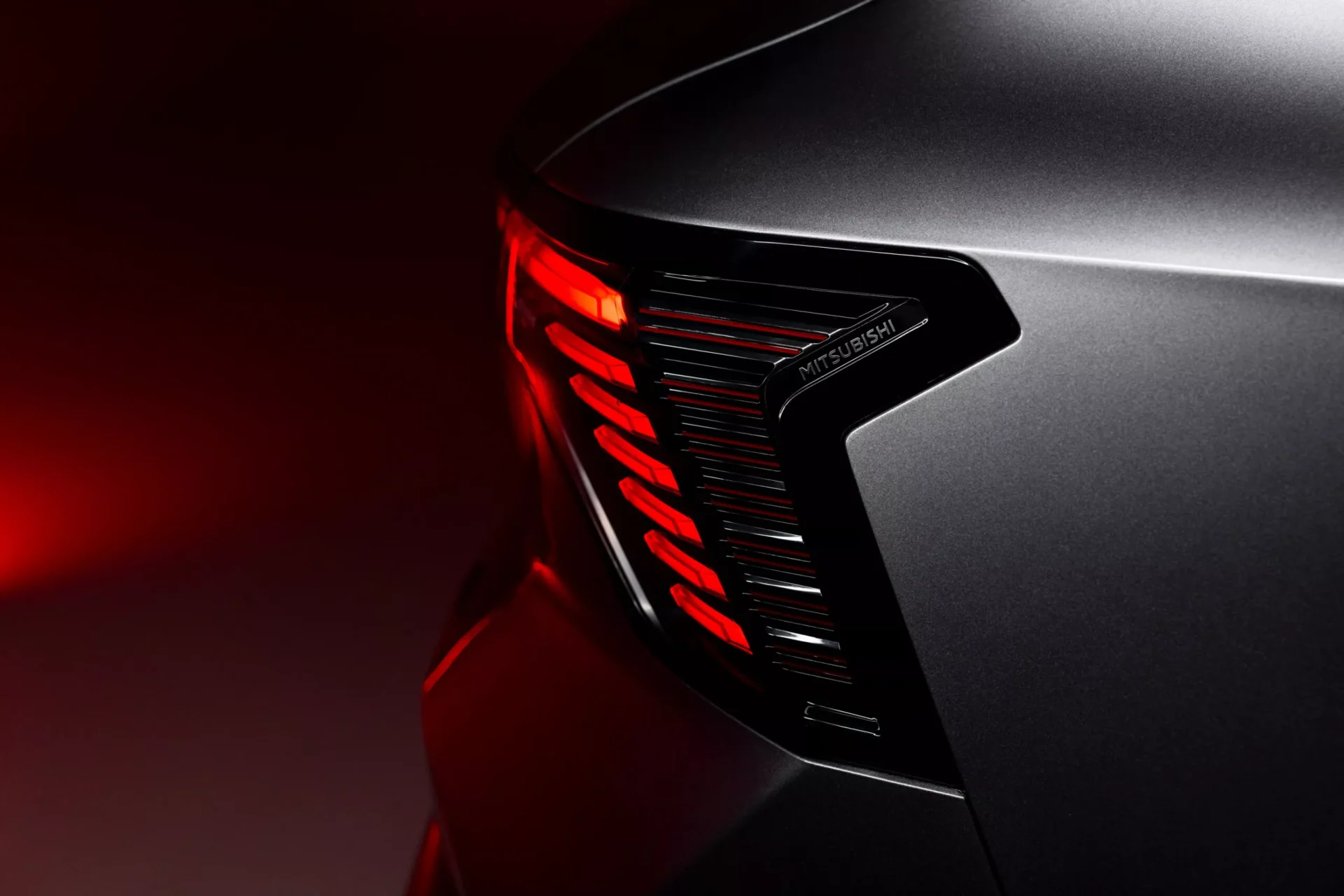 Mitsubishi Eclipse Cross EV 11