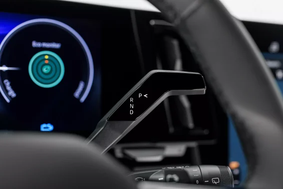 Mitsubishi Eclipse Cross EV 9
