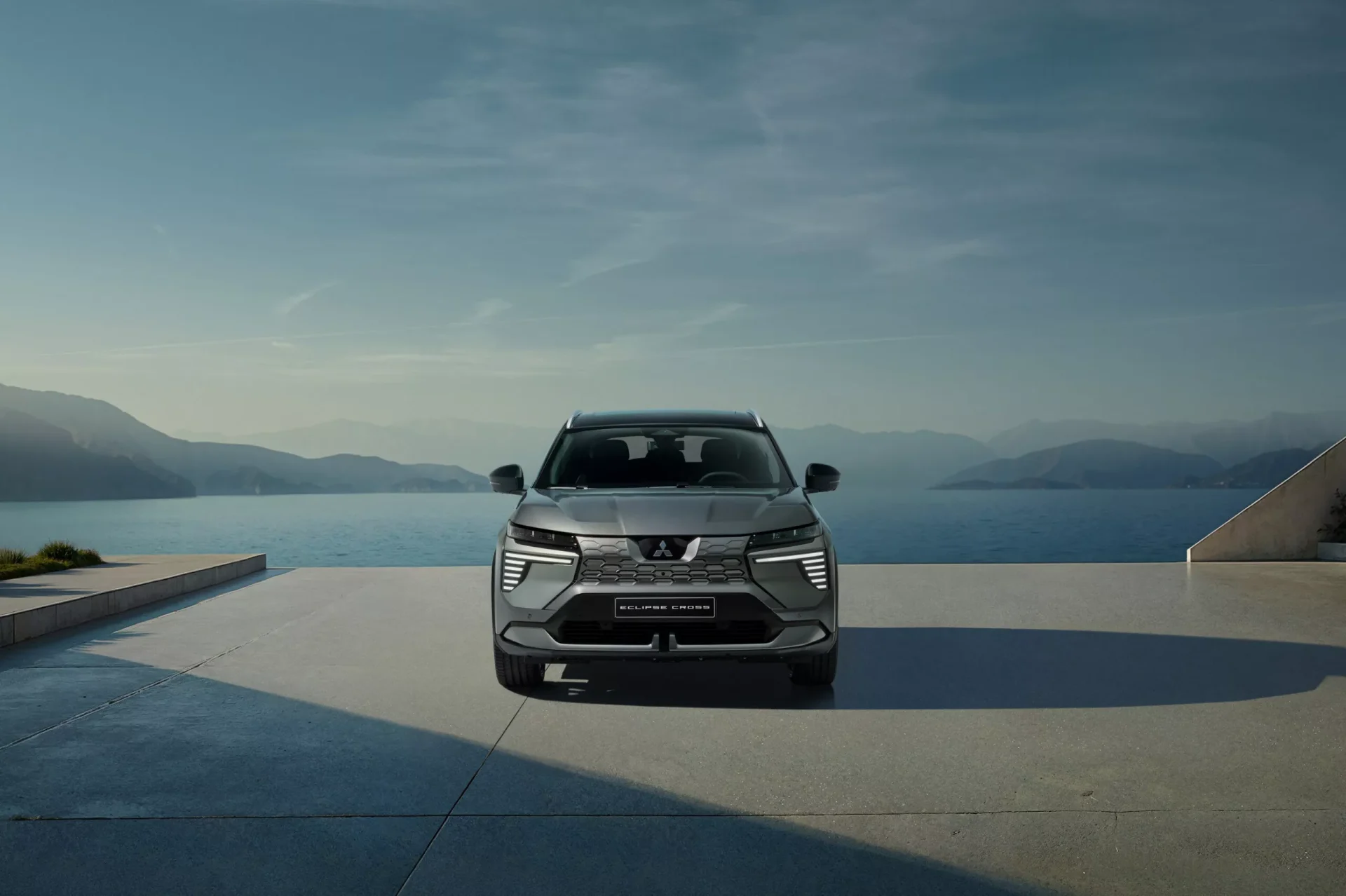 Mitsubishi Eclipse Cross EV 2