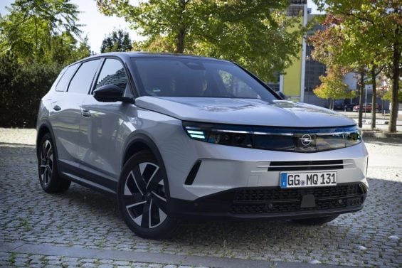 Stellantis e Opel se juntam para deixar direção autônoma mais segura para os pedestres 7