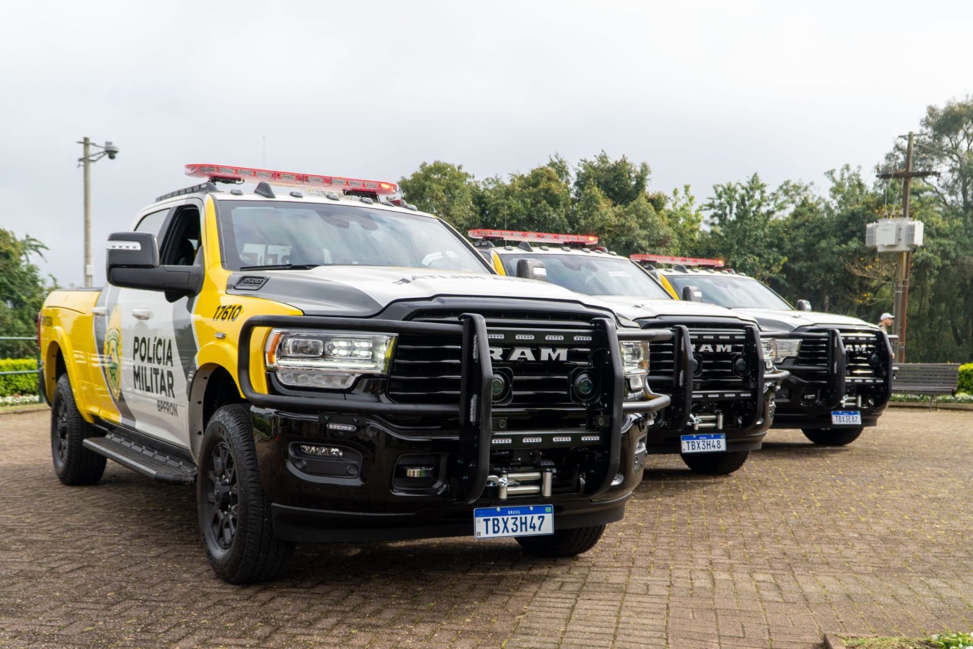 Viaturas ram 3500 limited longhorn 2024 polícia militar paraná pmpr fronteira frente