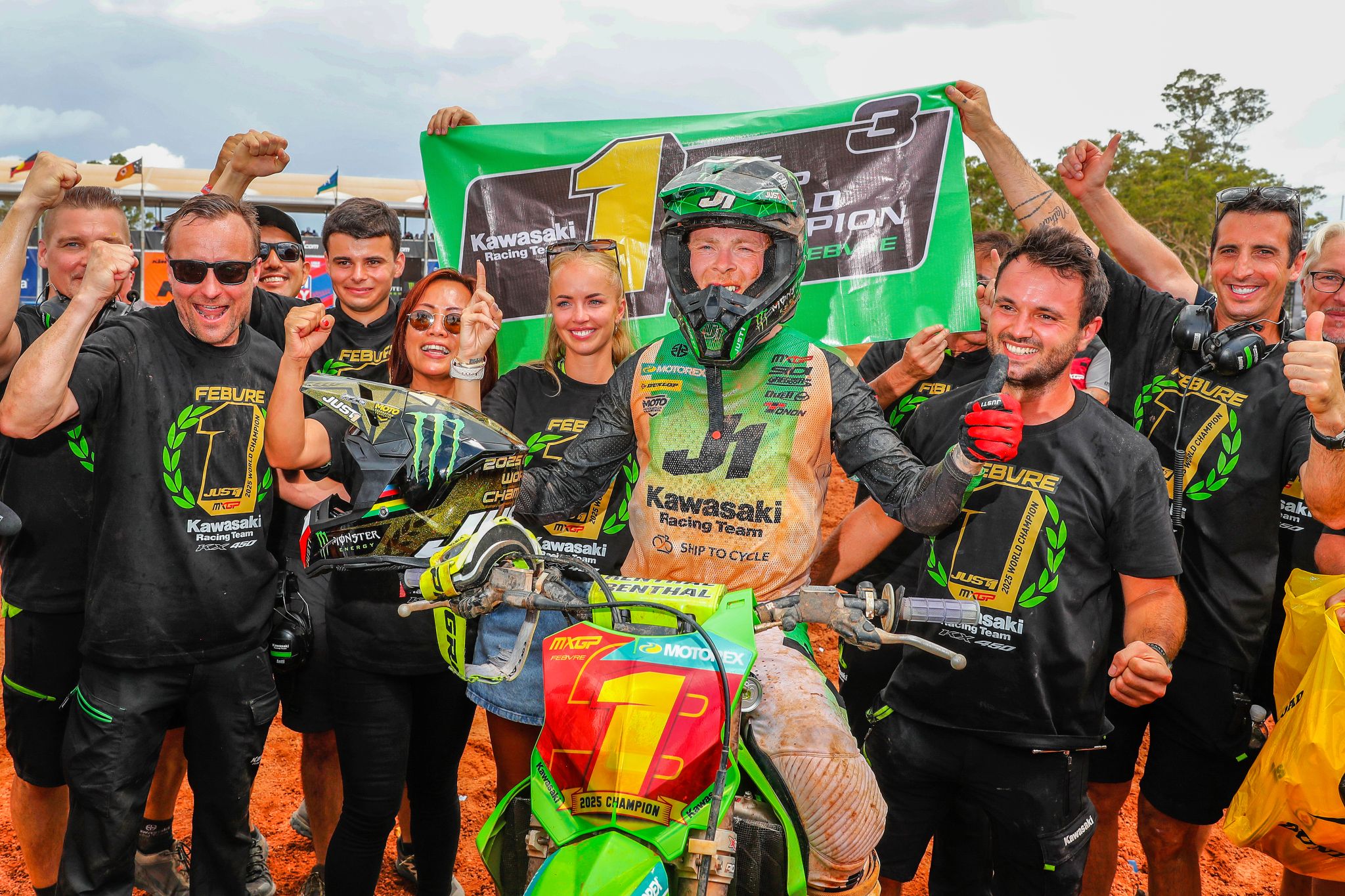 Kawasaki conquista título do MXGP 2025 com Romain Febvre na Austrália (1)