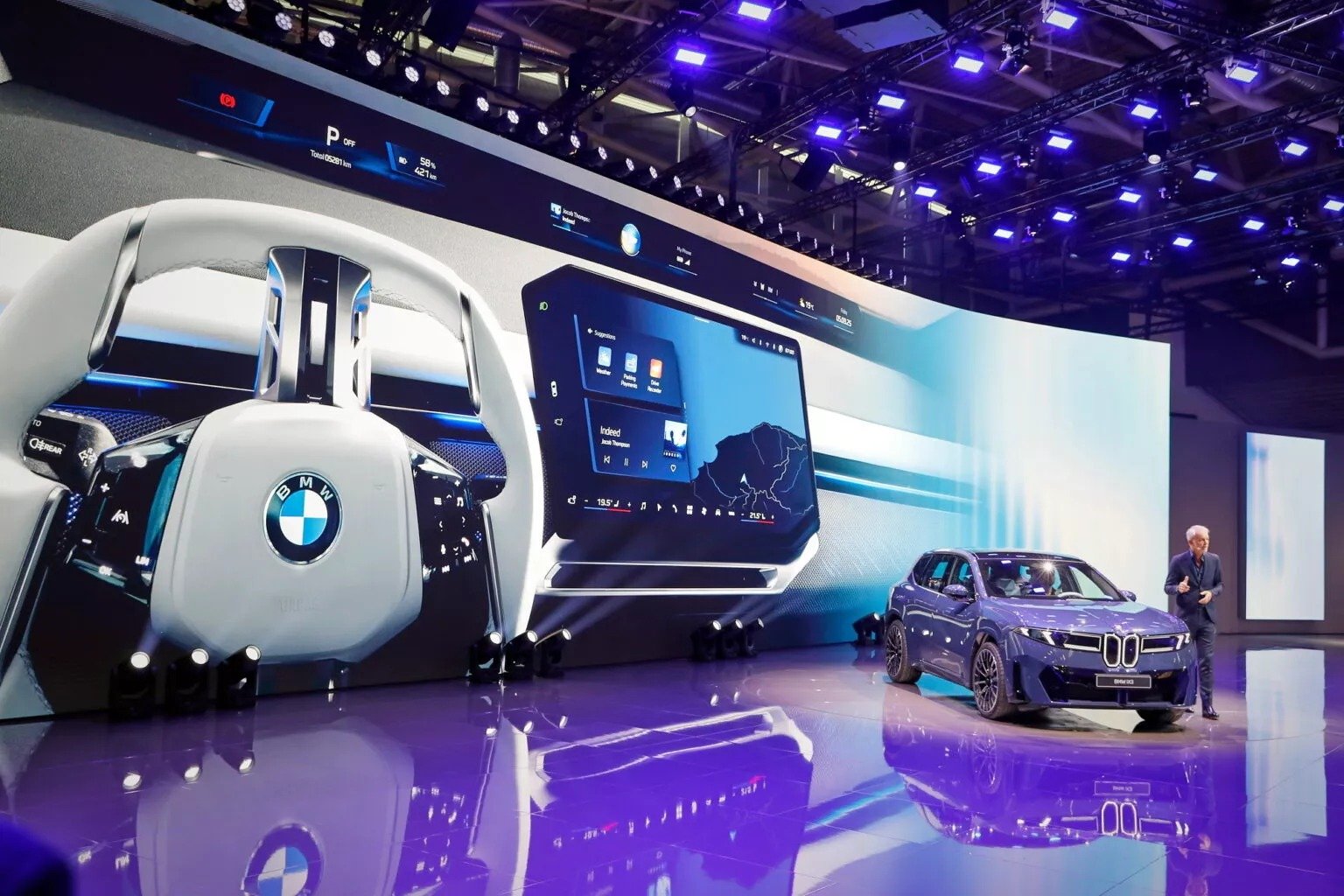 BMW iX3 estreia nova era de carros que evoluem via software