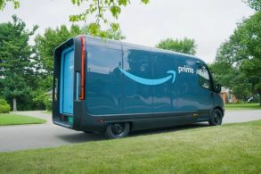 Vans da Rivian passam por investigação após relatos de defeito no cinto de segurança (1)