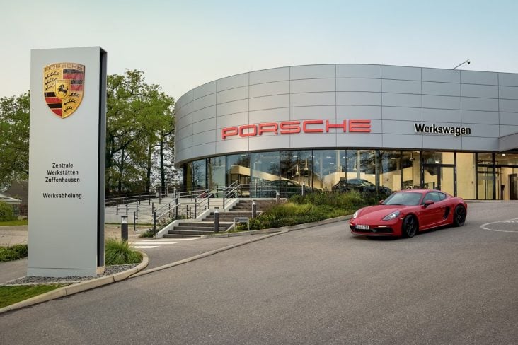Porsche cria espuma de volante que pode ser reciclada 6