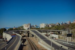 Viaduto papa francisco em aparecida do norte sp