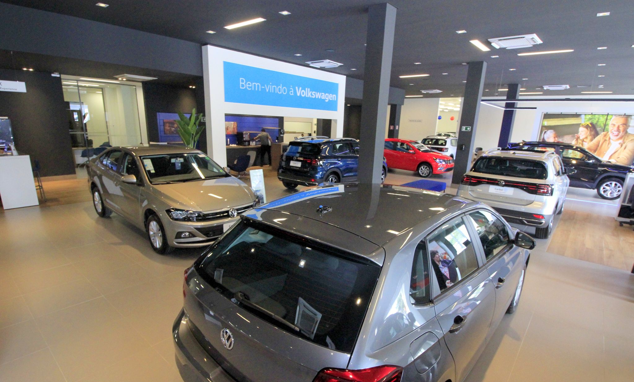Grupo Carbel oferece curso grátis para formar vendedores de carros