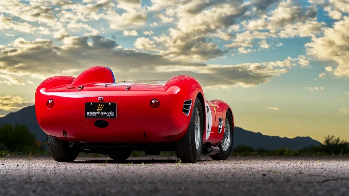 replica de Ferrari custa mais caro que um supercarro novo (3)