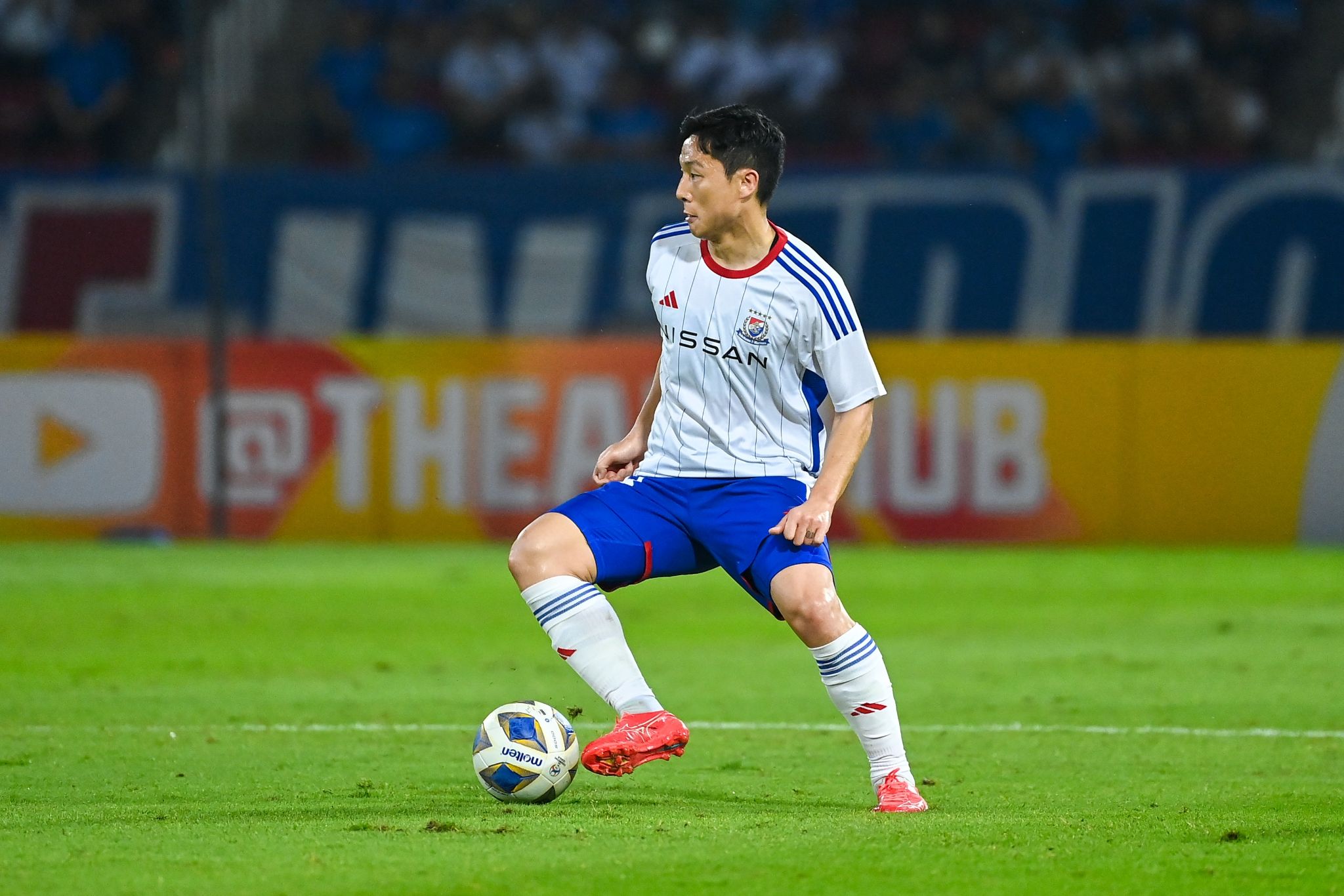 Takuya,Kida,Of,Yokohama,F ,Marinos,For,The,Ball,During